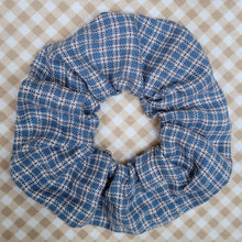 Load image into Gallery viewer, Blue checkered scrunchie