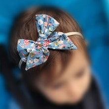 Load image into Gallery viewer, Blue Floral Pinwheel bow headband
