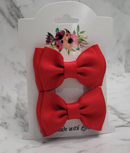 Load image into Gallery viewer, Red girl hair bow clip set
