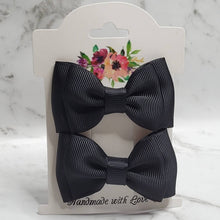 Load image into Gallery viewer, Black hair bow clip set
